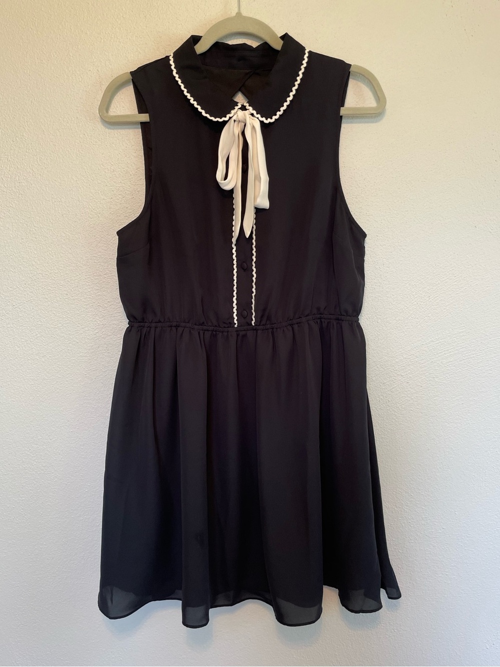 Lauren Conrad Sleeveless Black Dress with Peter Pan Collar size 14
